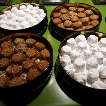 מאכלים מתוקים בחג המולד באתונה – נגיעה מטיול קולינרי