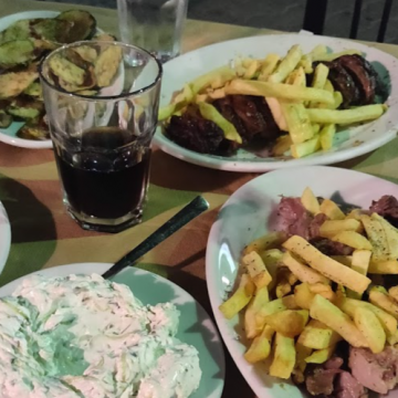 אנאטוליה, צלעות חזיר ואנינות יוונית – רק לבחור… – המלצה קולינרית מספר 9