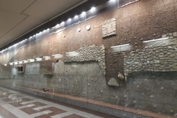 אתונה – העיר כמוזיאון – ביקור בתחנת רכבת סינטגמה